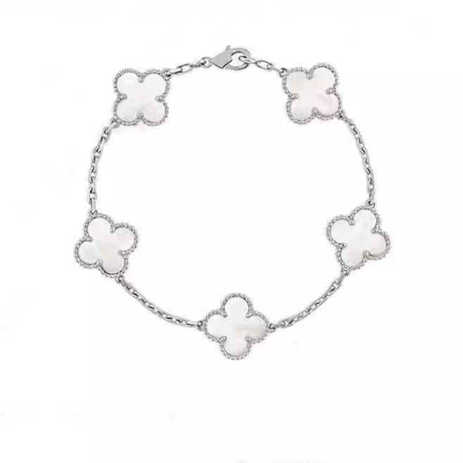 Luxury Four-leaf Clover Bracelet Unisex Versatile and Sophisticated Lucky Clover Bracelet