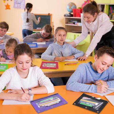 Velkokapacitní penál 3kroužkový pořadač Design s průhledným okénkem Zapínání na zip Pero