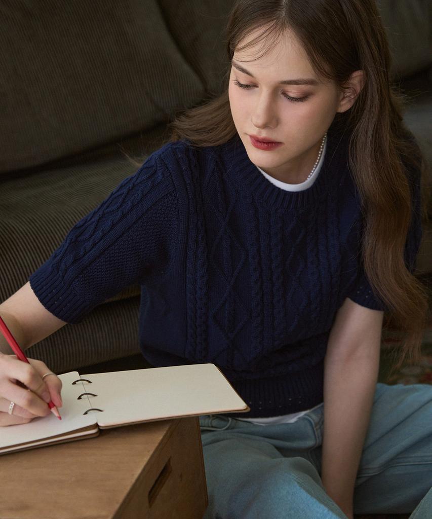 Deuloupisumeon Scalloped Cable Short Sleeve Knit [Ivory]