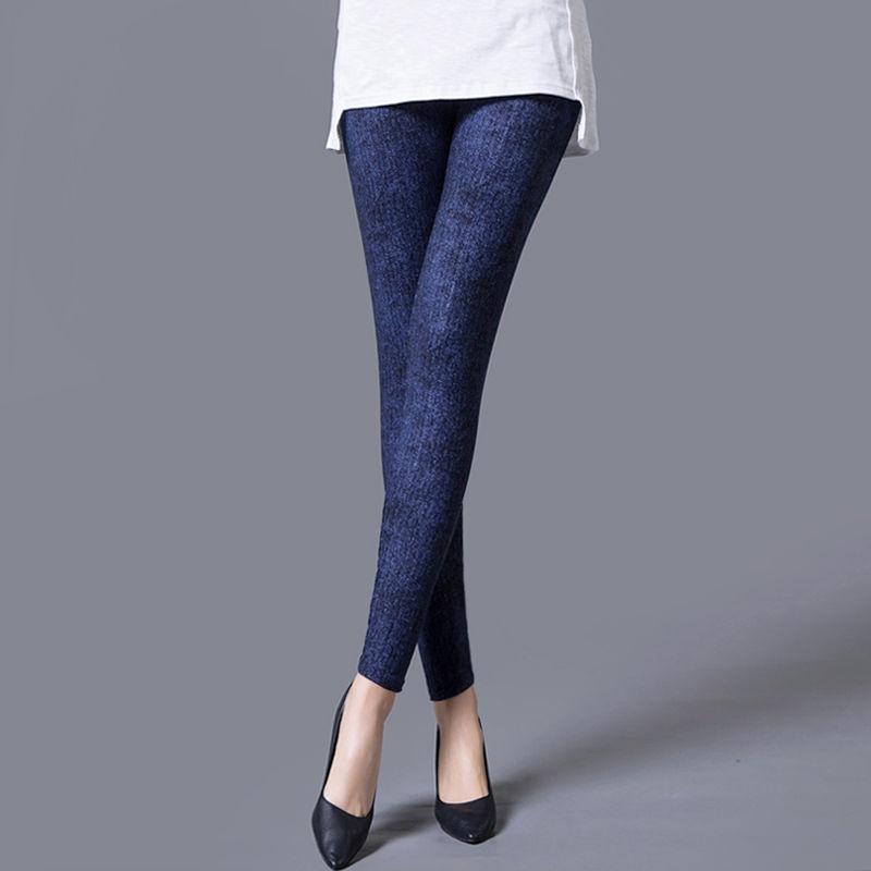 Леггинсы из искусственного денима. Верхняя одежда. Тонкие высокие эластичные ножки — фото 7