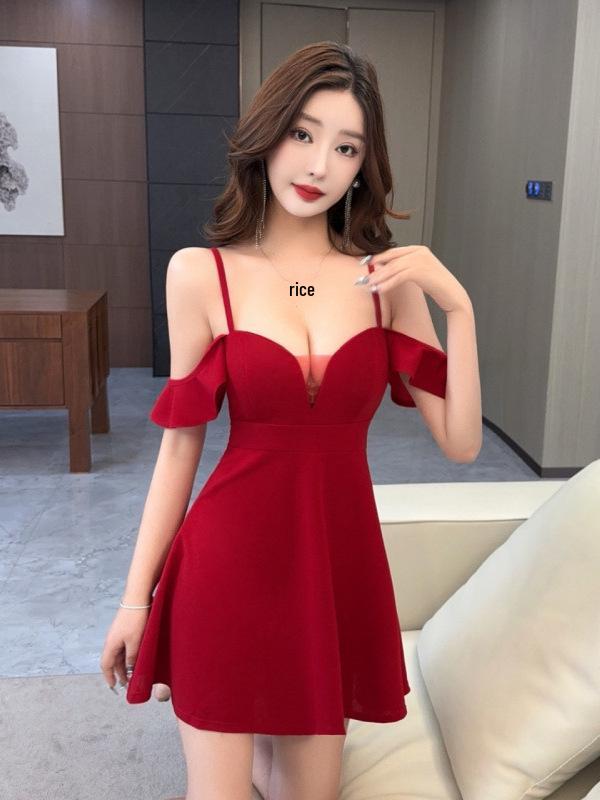 Robe A-line en maille à bretelles spaghetti pour soirée glamour en boîte de nuit