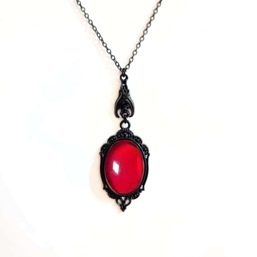Gothic Vampire Bat Oval Red Gemstone Pendant Necklace for Women Men Halloween Party Witch Collar Chain Jewelry Accessories Gifts