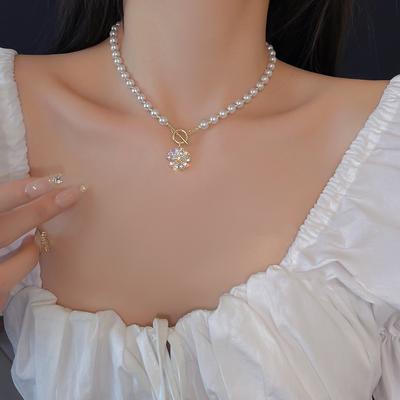 Fashion Small Fresh Zircon Highlight Necklace Pearl Neck Chain Femininity Sweet Wind Flower Ot Buckle Collarbone Chain