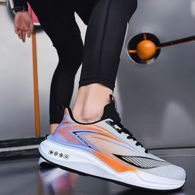 New Mesh Sneakers for Men's Breathable Casual Running Comfortable and Versatile Trendy Shoes