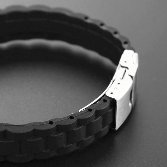European & American Fashion Men's Silicone & Stainless Steel Engraved Bracelet