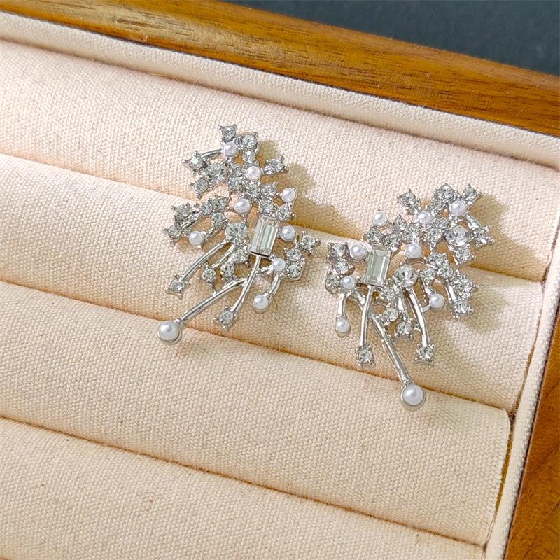 Vintage  Firework Stud Earrings For Women Elegant Double Row Imitation Pearl Earring Girl Party Wedding Jewelry