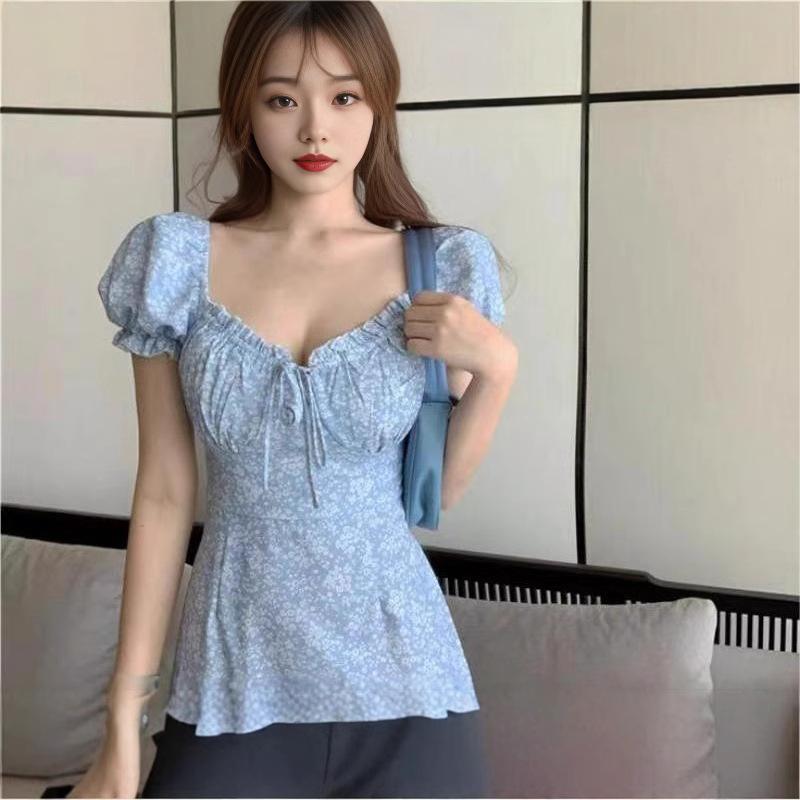 French small floral dress women's summer heart machine revealing collarbone square neck Platycodon waist sexy bubble sleeve short skirt