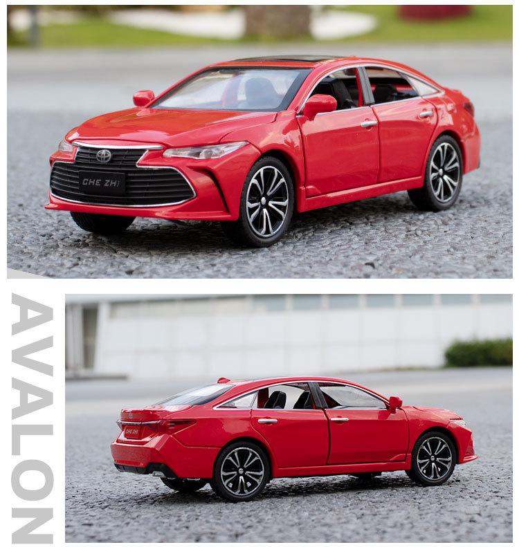 1:24 TOYOTA AVALON Toy Car For Children Diecast Metal Model Miniature Sound Light Doors Openable Collection Gift For Kids