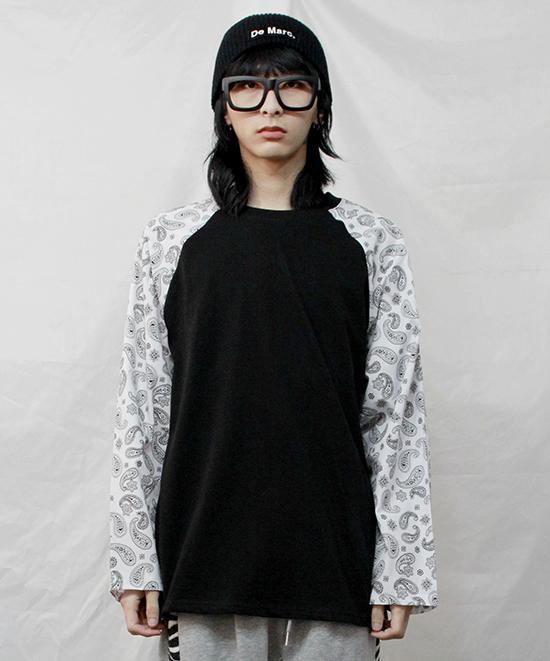 Deumakeu Box Fit Raglan Sleeve Paisley T-Shirt White