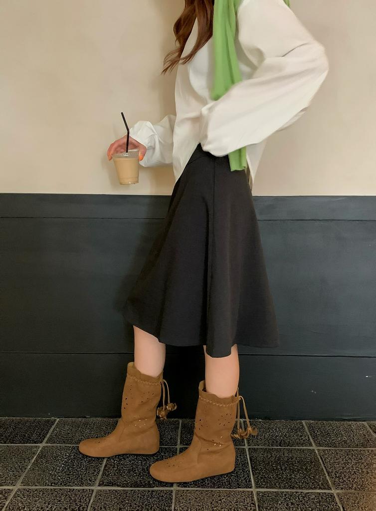 New retro round head hollow breathable carved cool boots elastic cow suede western boots
