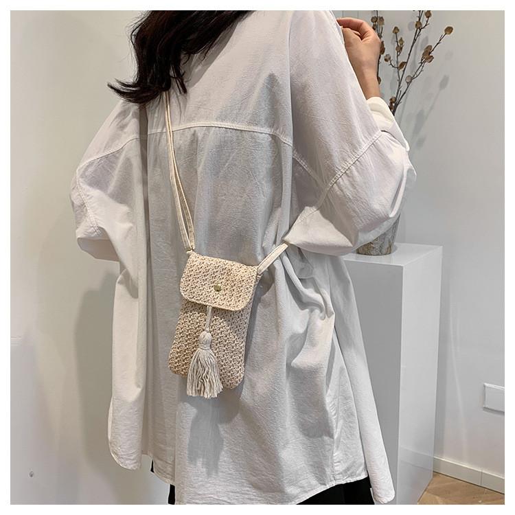 Forest Woven Mobile Phone Bag, Women's Bag, Grass Woven Bag, Versatile Tassel Single Shoulder Small Bag, Crossbody Bag