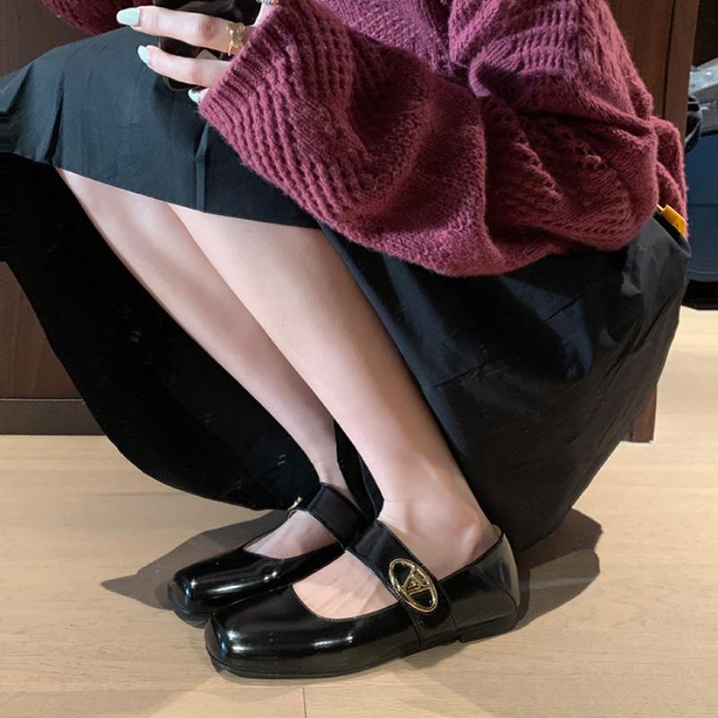 Sheepskin version~ retro leather shoes square head Velcro Mary Jane shoes women's shallow mouth flat bottom commuter shoes