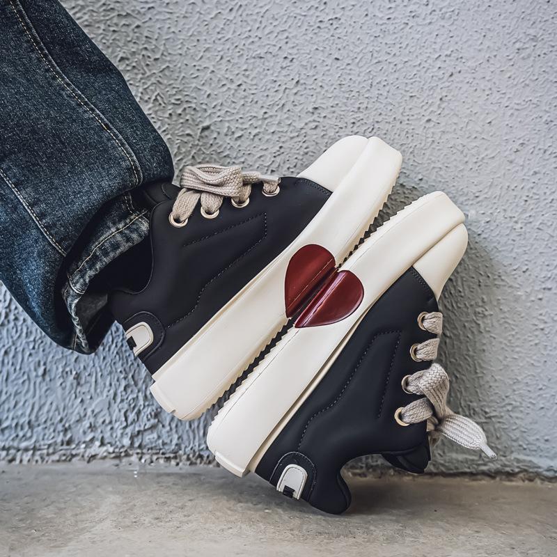 Couple's Love Board Shoes High End Thick Bottom Anti Slip Casual Shoes Men Low Top Strap Versatile Fashion White Shoes Sneakers