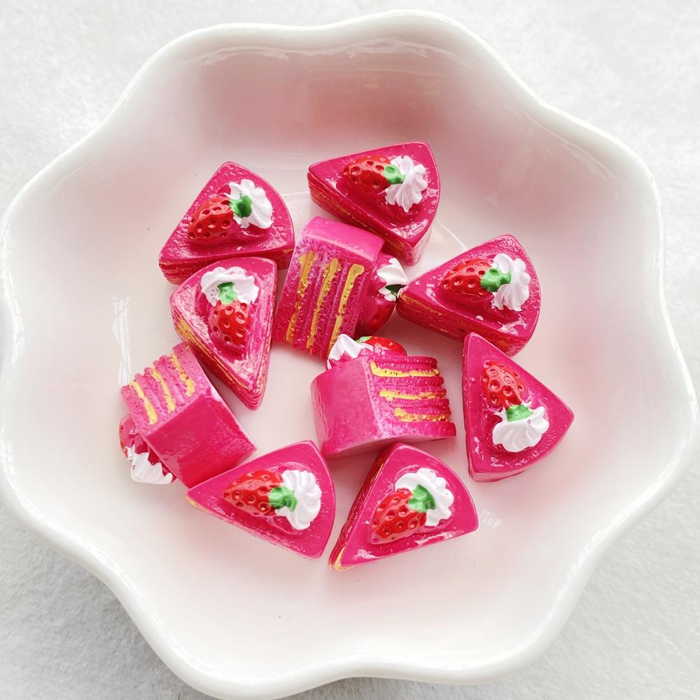 10Pcs Cute Cartoon Painted Strawberry Cake Flatback Resin Cabochon For Hair Bows DIY Scrapbooking Phone Decoration Jewelry Craft