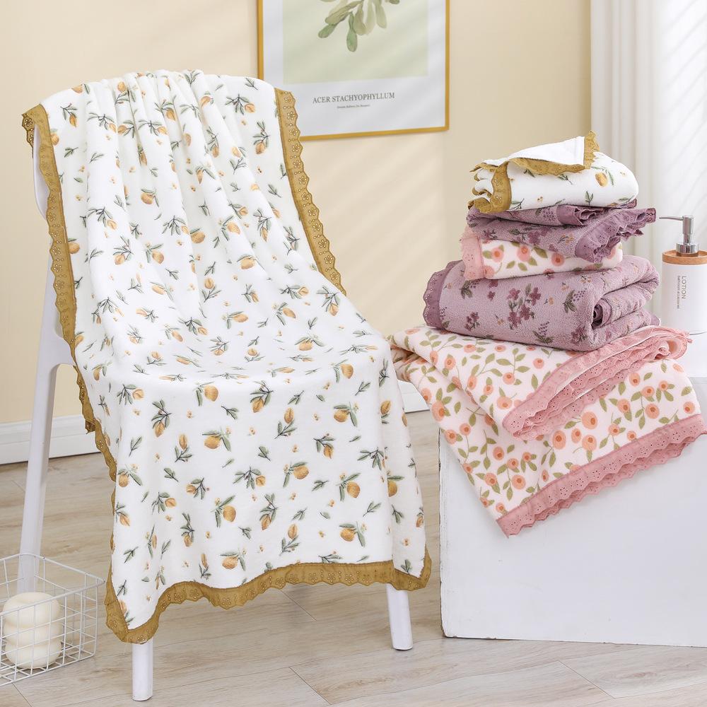 Floral Coral Fleece Bath Towel Set - Thick, Soft, and Super Absorbent with Lace Detailing