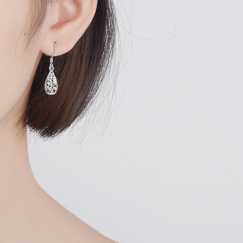 Korean Simple Hollow Sweet Earrings for Women