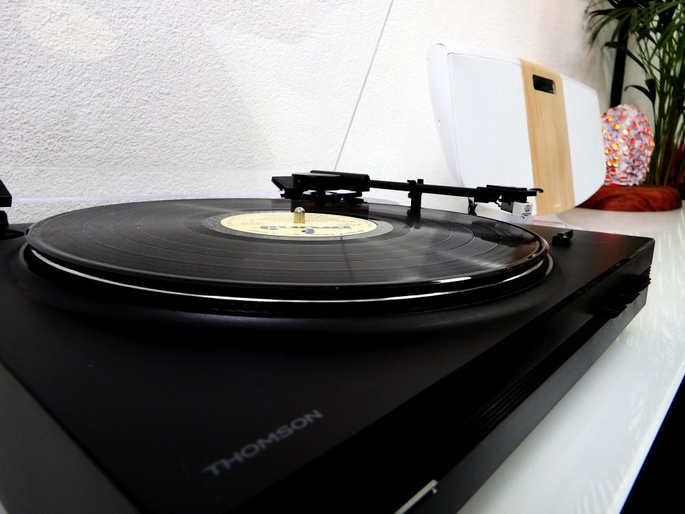 Zestaw stereo / Cyfrowa mini wieża z gramofonem THOMSON TT350 & MIC401, Thomson