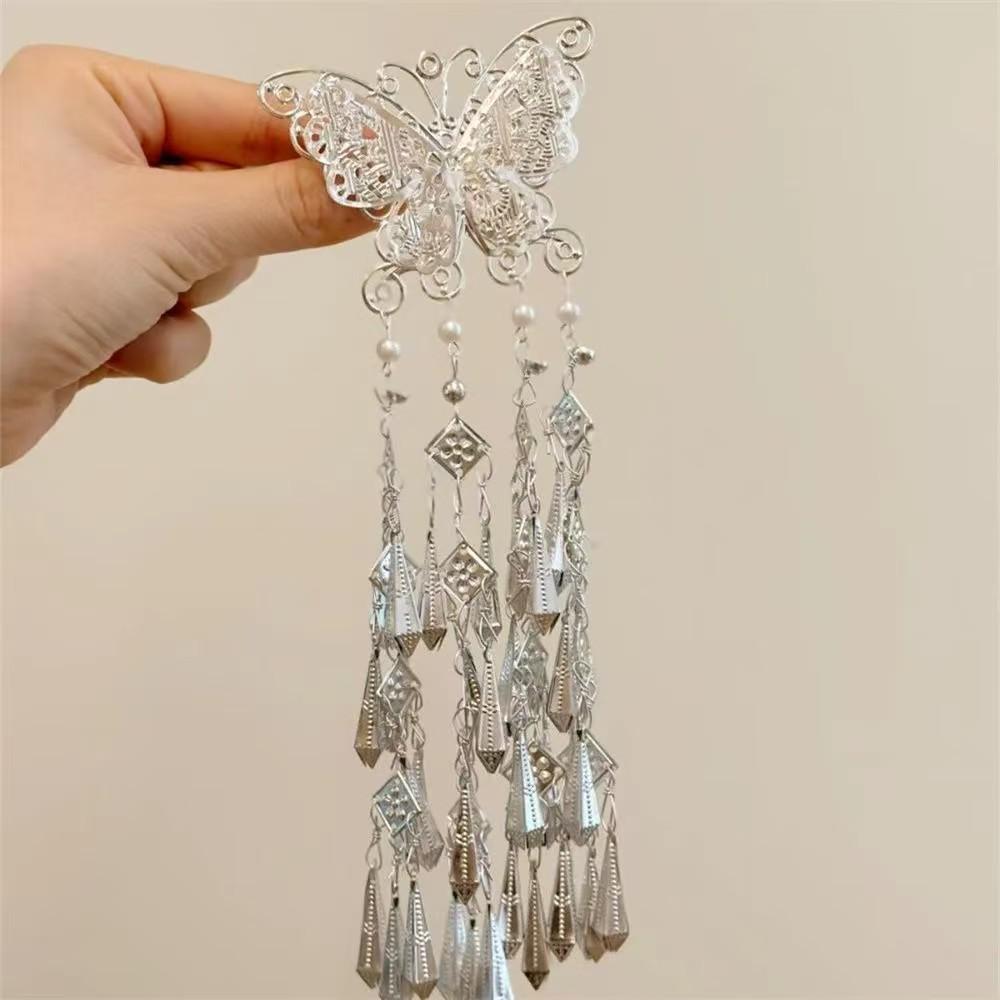 

Miao Style Silver Tassel Hair Clip: Retro Headdress Accessory for Women’s Hanfu and Ancient Robe Styles