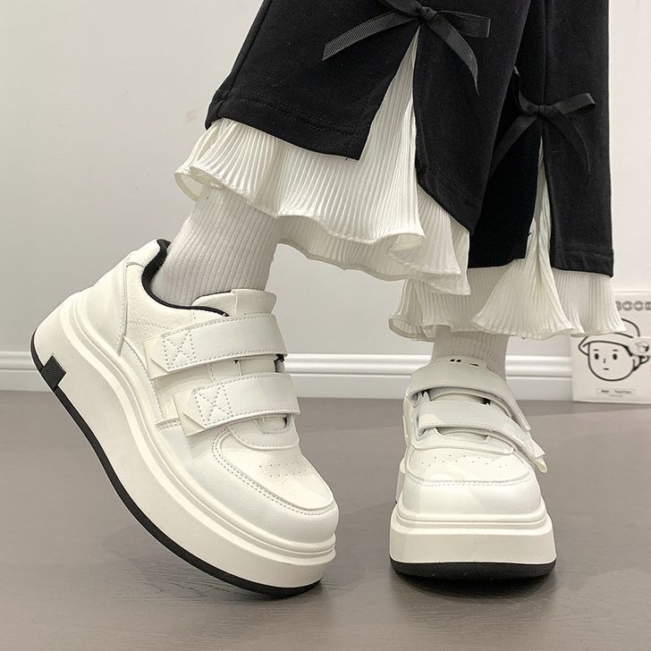 Popular women's shoes platform white shoes 2025 autumn new Velcro board shoes versatile and popular casual sports shoes