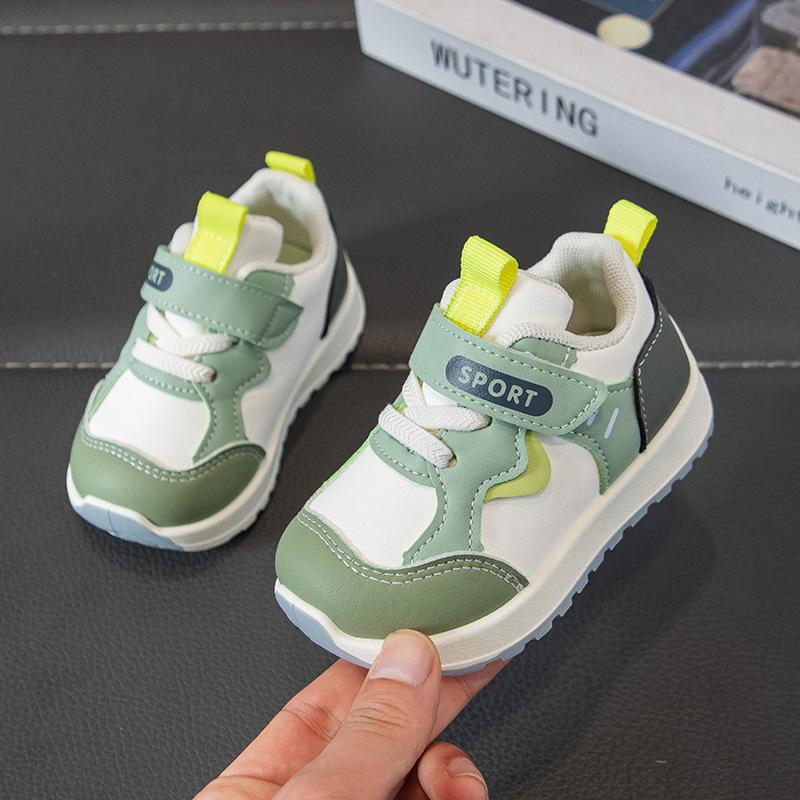 

Children s sports shoes with soft soles and anti-slip features for infants and toddlers2026New Spring Boys Sports Shoes Lightweight Baby Shoes 26-29One Hand4Double зелений