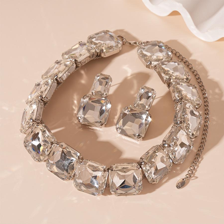 2-teiliges Set: Strass Quadratische Ohrstecker & Halskette – Europäisch/Amerikanisch Chic, High-End Luxus für Frauen