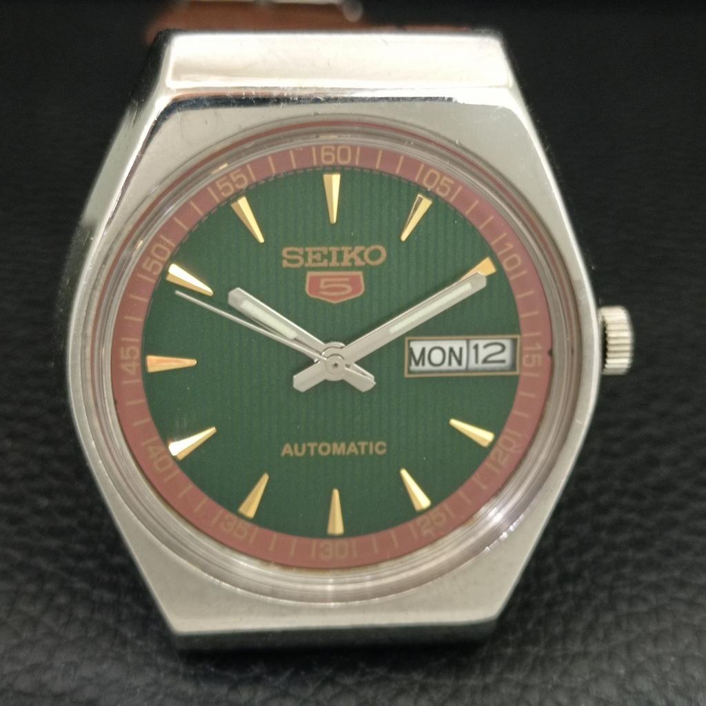 VINTAGE SEIKO 5 AUTOMATIC 6309A JAPAN MENS GREEN COLOR DIAL WATCH A708334-1