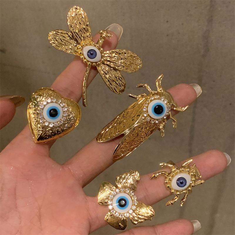 Vintage Blue Evil Eyes Insect Ring for Women Girls Exaggerated Unique Metal Animal Finger Ring Party Jewelry Gifts