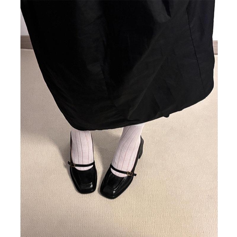 

Модные туфли Мэри Джейн IPPEUM Женские кожаные черные туфли-лодочки на каблуке с квадратным носком Лолита на высоком каблуке 245 чёрный