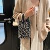 2025 winter woolen stitching fashionable plaid texture new new cross-body shoulder portable small square bag women