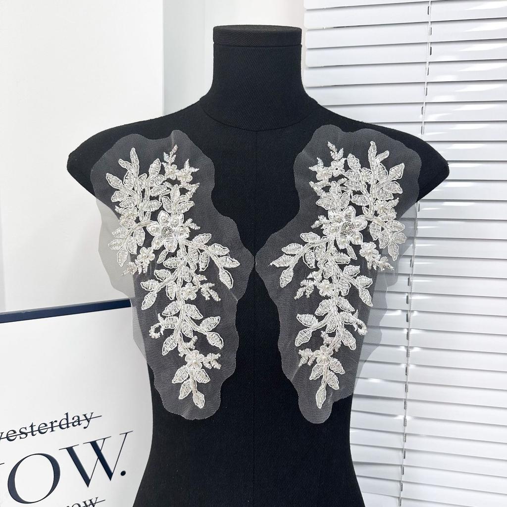 White Beaded Lace Flower Embroidered Cloth Sticker Front Placket To Flower Wedding Dress Performance Dress Accessories Clothing Decoration