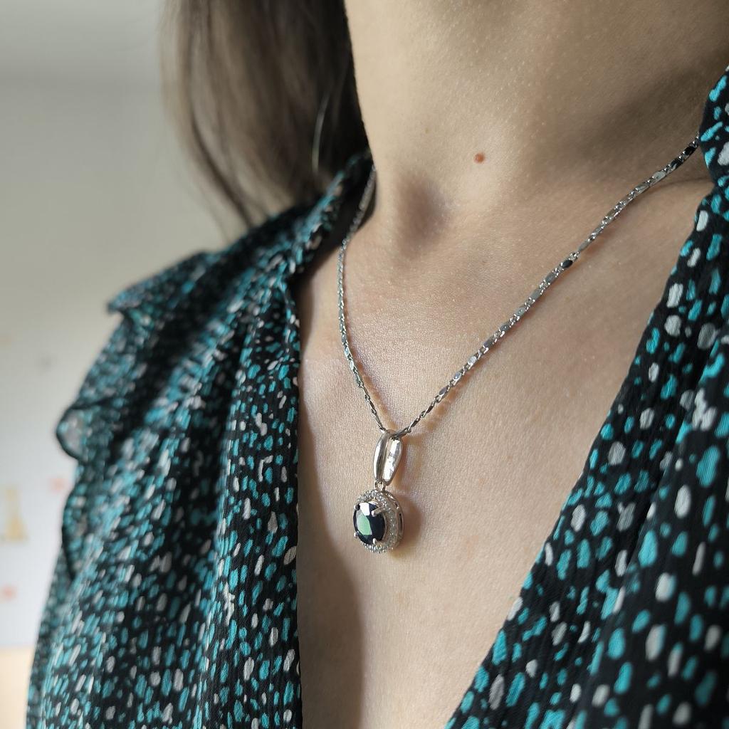 Серебряная подвеска с сапфиром 2.995ct, фианитами (2180883)