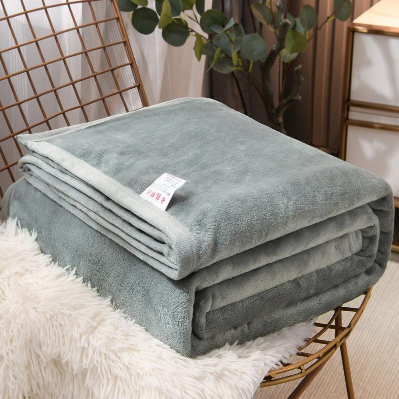 Nordic Soft Solid Color Flannel Blanket Multifunctional Comfort Colorfast Towel Quilt Four Seasons Sofa Blanket for Office Nap