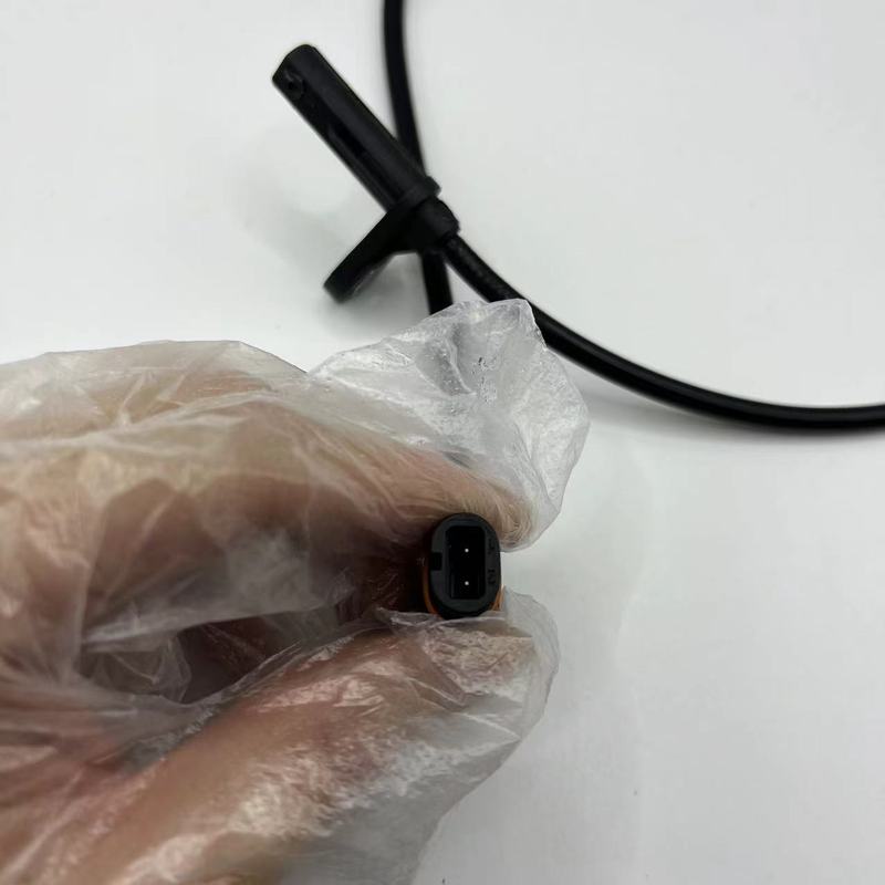 New Front Right And Left ABS Speed Sensor For Mercedes-Benz-- R172 SLK SLC 1729056101 A1729056101