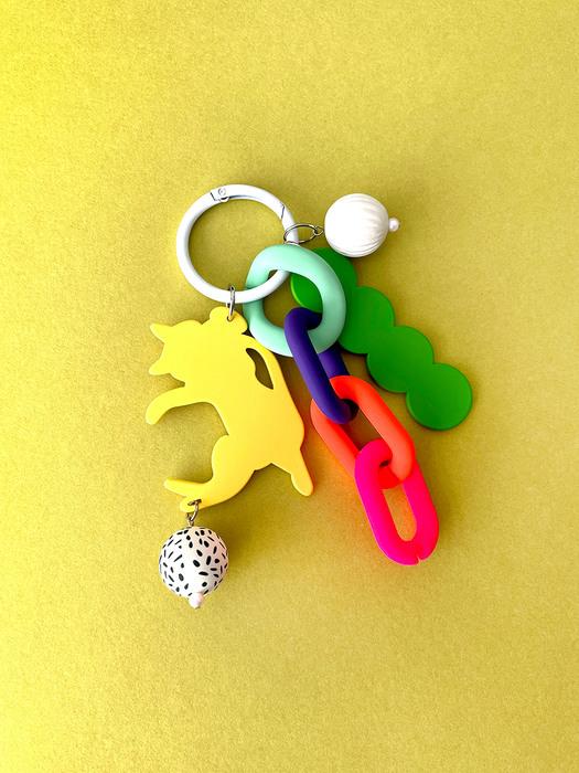 

SATTCHI CUTIE YE CAT NEON CHARM free