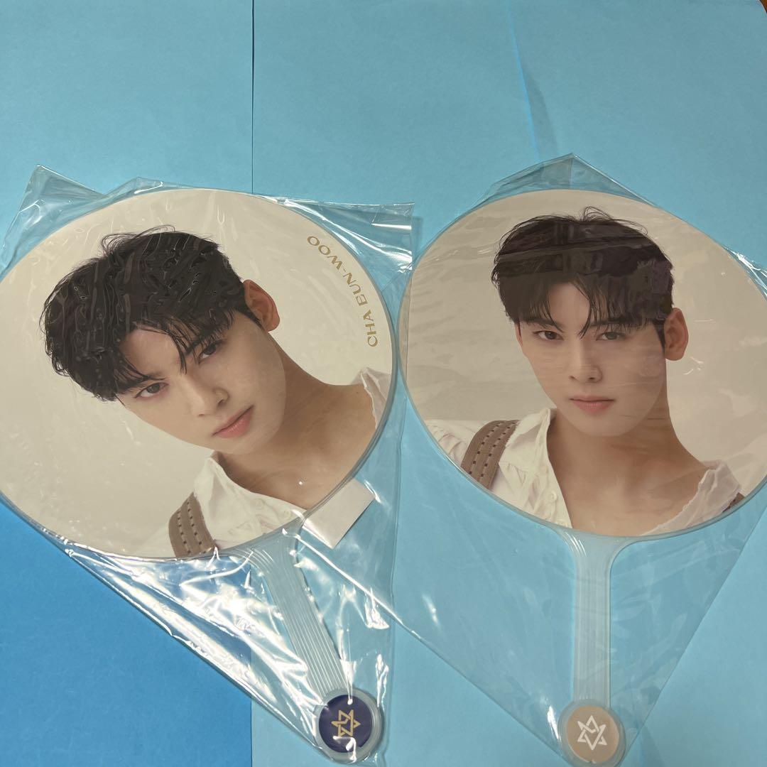 

[USED] ASTROSTARGAZER Eunwoo Fan Korean version & Japanese version set