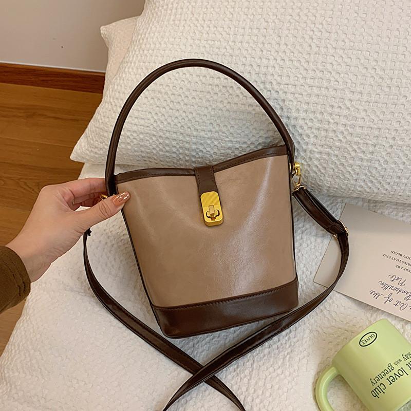 Fashionable Winter 2023 Vintage Casual Bucket Bag Soft Retro Pu Crossbody