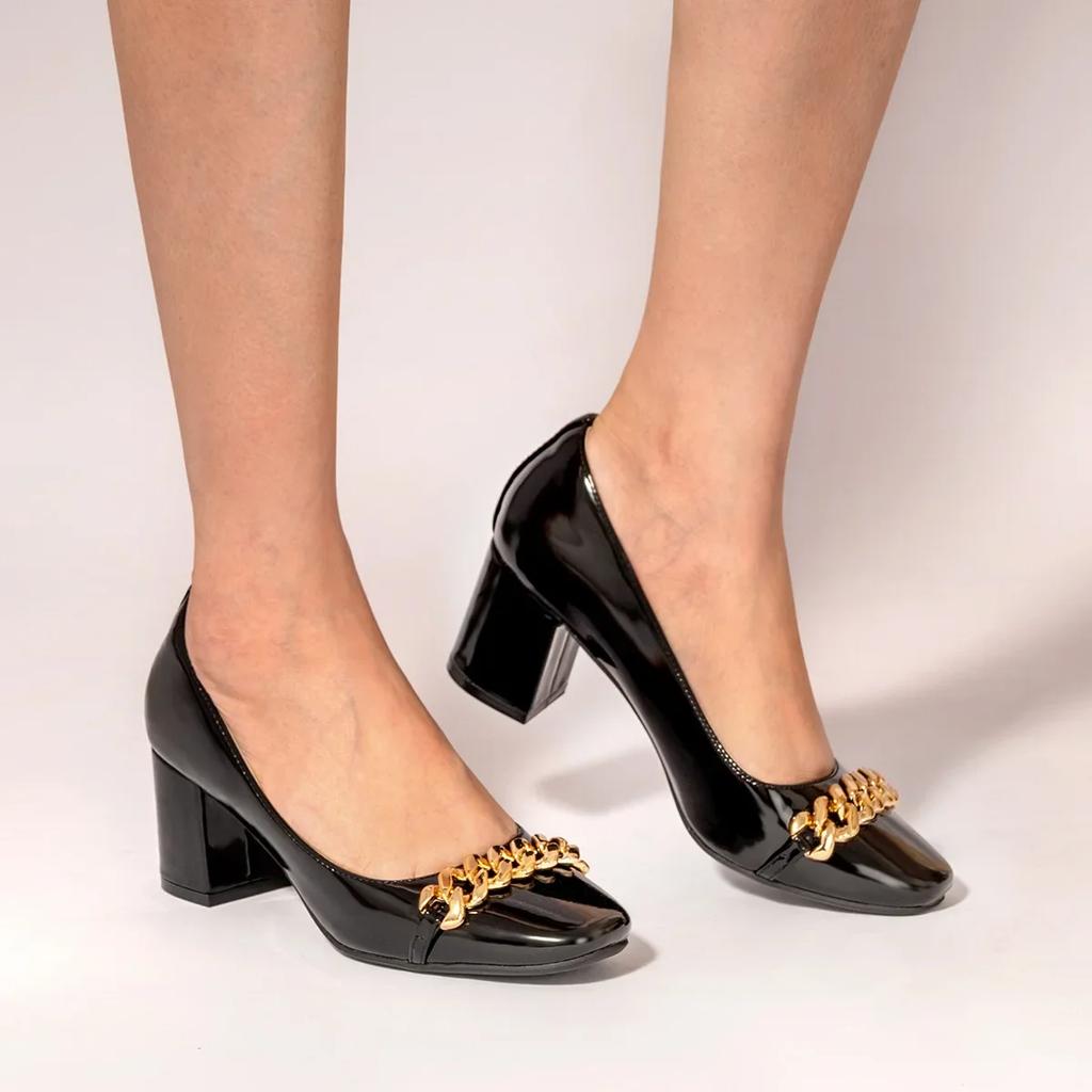 Fashion Loafers Women Shoes New Luxury Designer Platform Thick Bottom High Heels Mary Jane Shoes Metal Chain Slip On Dress Shoes 2024