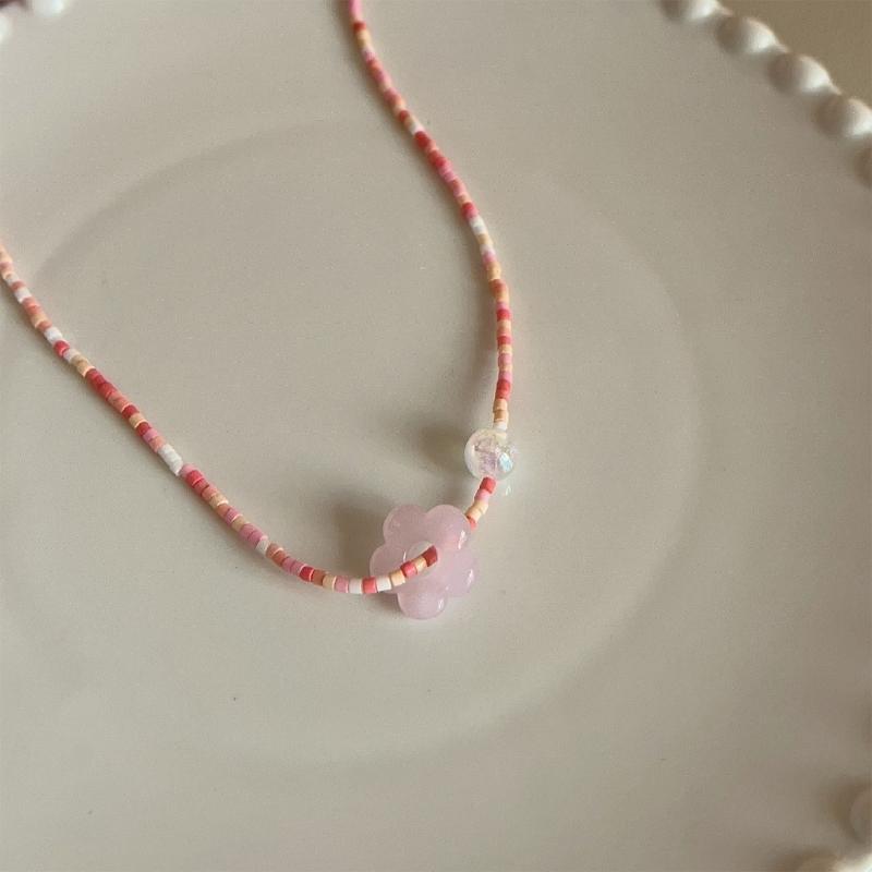 Resin Flower Pendant Necklace Crystal Bead Choker Sweet Dopamine Clavicle Chain Choker Jewelry for Women Girl Teen