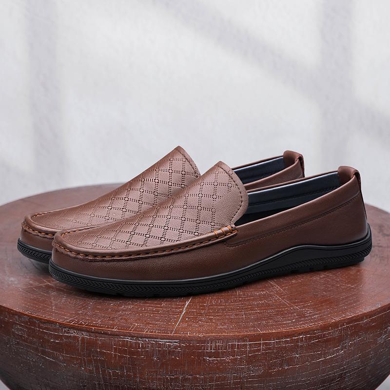 Fashion Genuine Leather Mens Loafers Breathable Summer Slip On Flats Man Casual Leather Flats Hot Sale Driving Shoes Handmade Moccasins