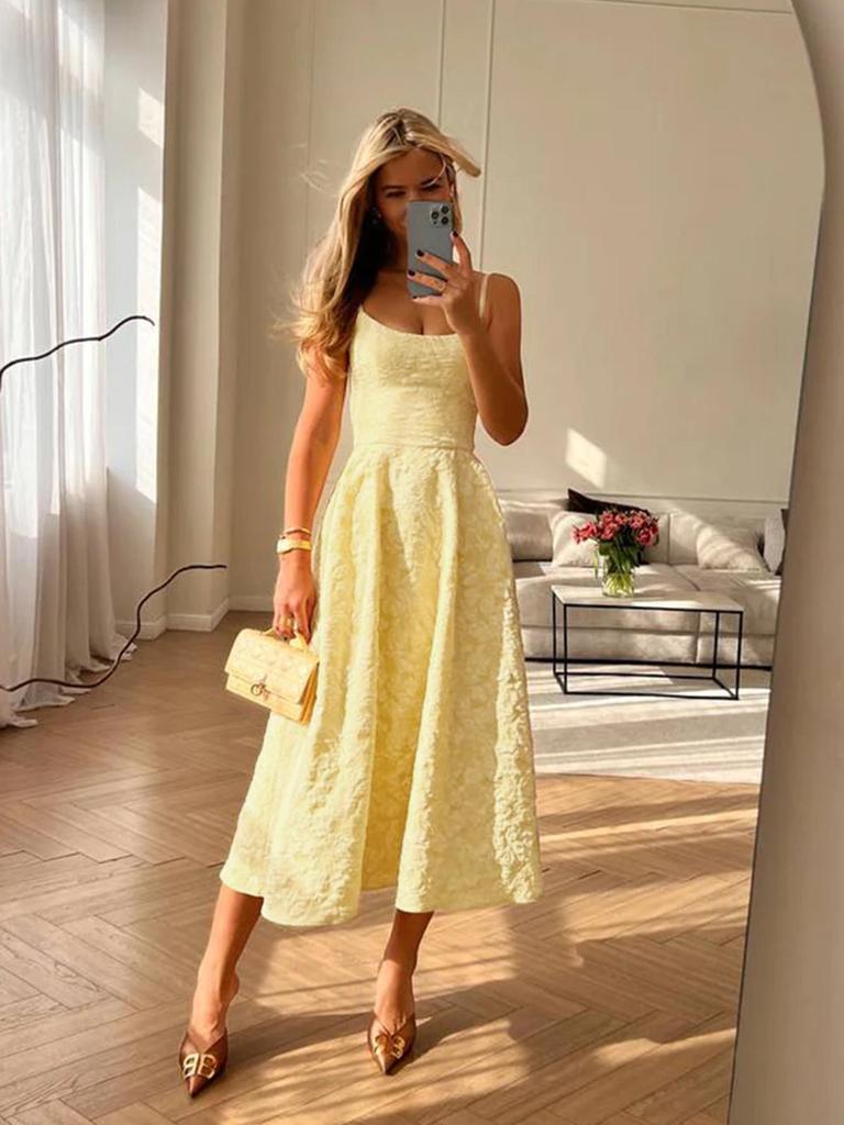 2026 Frühling/Sommer Süßes Frisches Spaghettiträger Einfarbiges Resort-Kleid - Europäischer & Amerikanischer Französischer Prinzessinnenstil