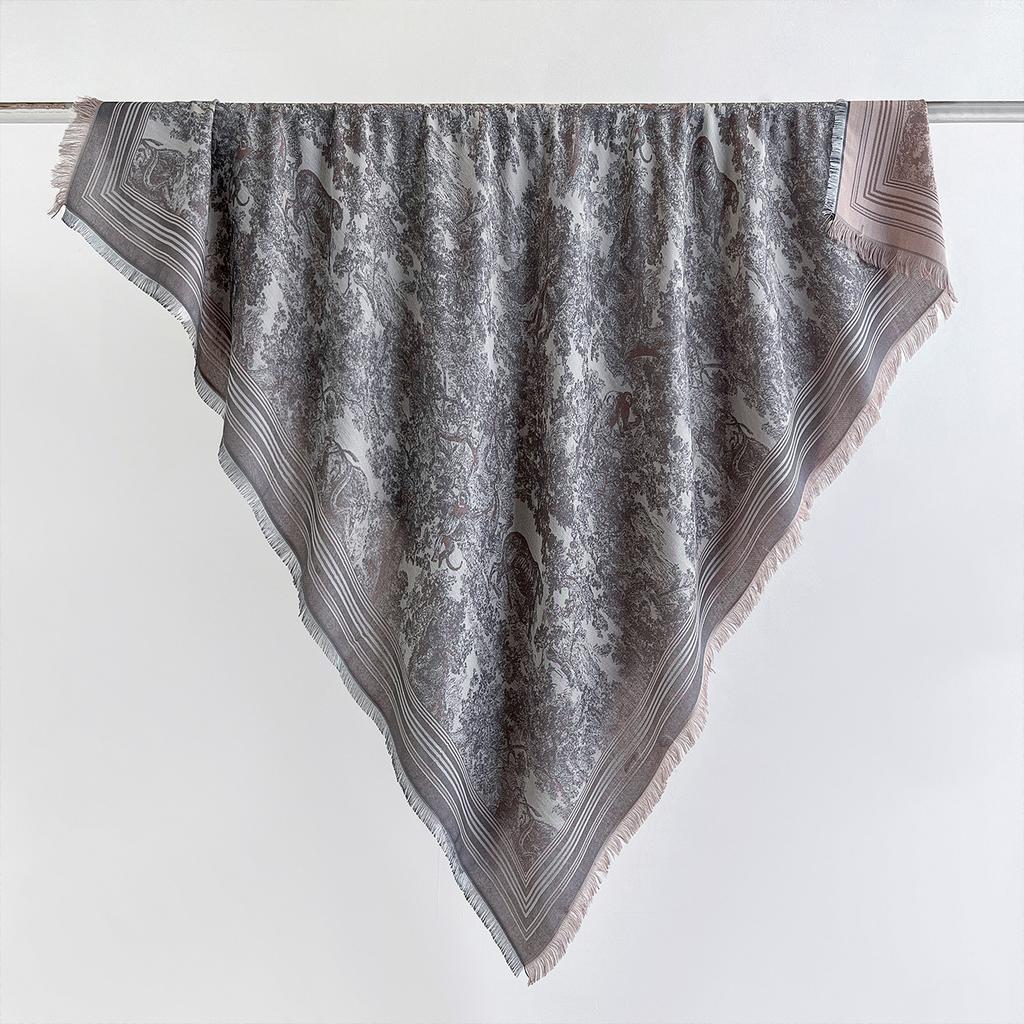 Autumn And Winter High-End Fringed Shawl Large Square Scarf Women'S Autumn And Winter Warm Scarf Thickened Imitation Cashmere