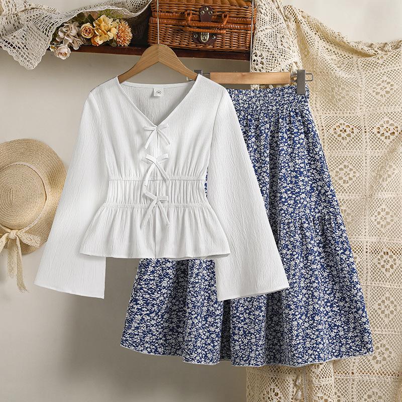 

Girls Fashion Set - Spring/Autumn Children s Elegant Shirt and Floral Half-Dress Set 130cm=8Y белый