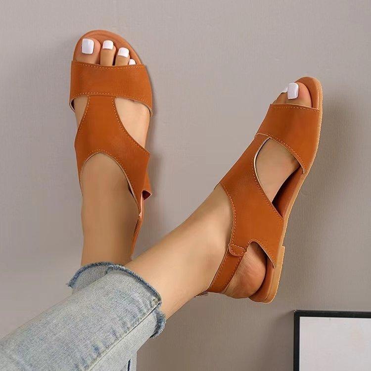 

One-word buckle sandals women s 2025 spring new large size 43 sandals flat round head beach women s sandals 43 коричневый