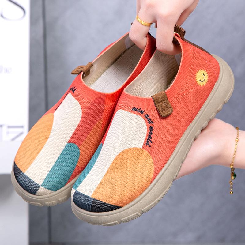 Mom Lazy Casual Shoes Breathable Loafers Beijing Flying Weaving Painted Travel Fashion One Pedal Women's Shoes