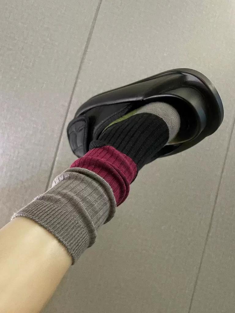 Foreign-Style European Early Autumn Socks For Women'S Dongdaemun Korean-Style Retro Color Matching Medium Tube Socks, Thin Versatile Stacking Socks