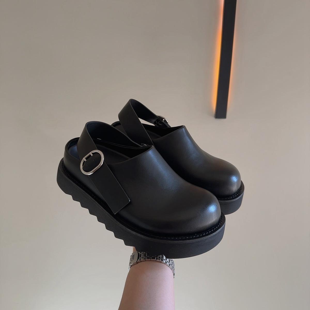 

Версия из мягкой кожи~ туфли Бокен на платформе женские 2024 новая летняя обувь с большой головой, пустые повседневные туфли с головой-сумкой, крутые шлепанцы 40 чёрный