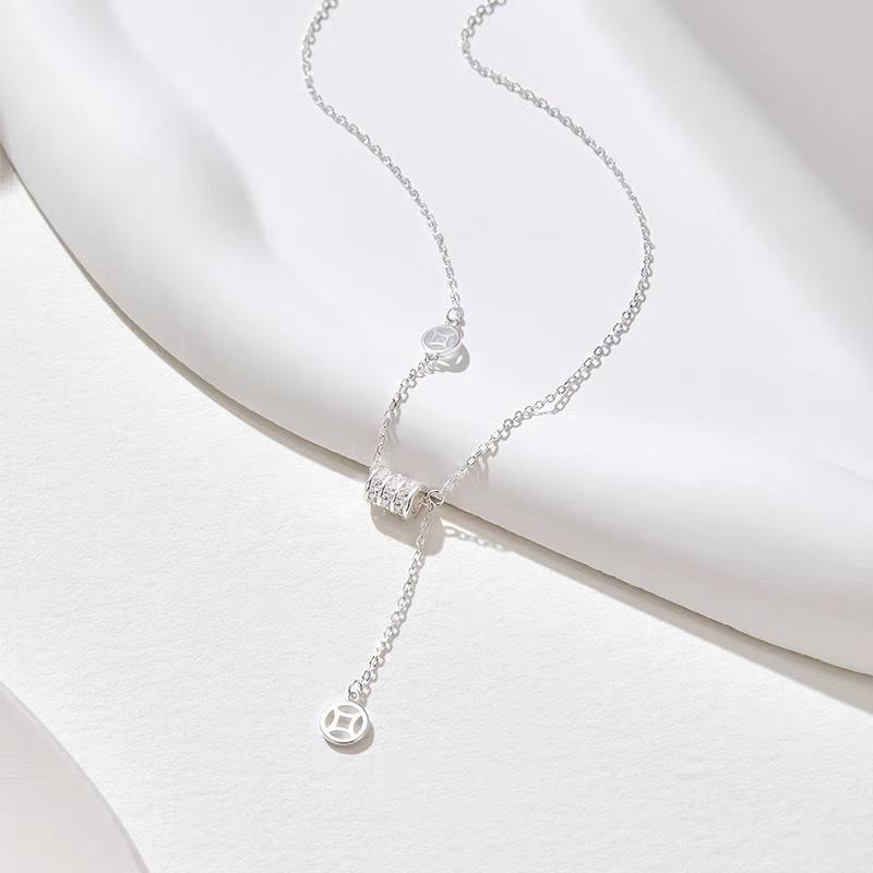 Small Waist Necklace Women's Sweater Chain Light Luxury Niche Design Sense Collarbone Neck Chain