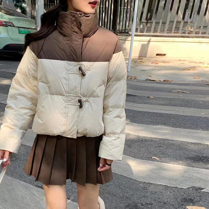 

Модная милая короткая пуховая куртка с застежкой-рожком для женщин fashion2025 зима для маленького роста утолщенная теплая куртка контрастного цвета тренд S белый