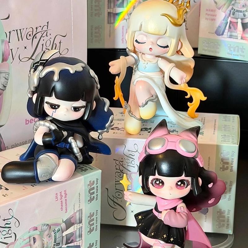 Liita  Third Generation Forward By Light Trendy Art Collectible Figure Desktop Ornament Birthday Gift For Girlfriend