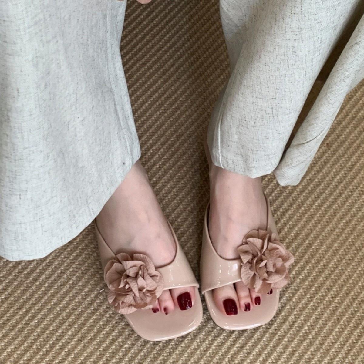 

French Gentle Word With Thick Heel Cool Slippers Women S Summer Wear Open Toe With Skirt 39